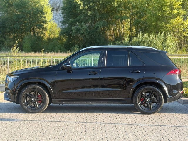 Mercedes-Benz GLE Class Gle300d Amg Line Premium Black #4