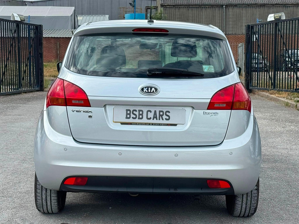 Kia Venga 1.4 1 Euro 5 Silver #5