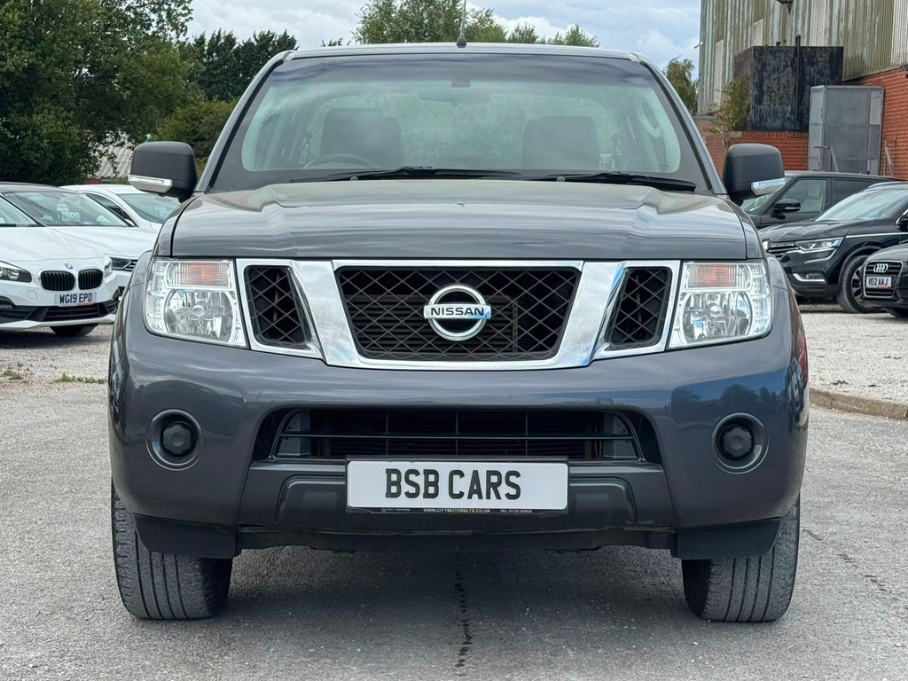 Nissan Navara 2.5 Dci Visia 4Wd Euro 5 Grey #2