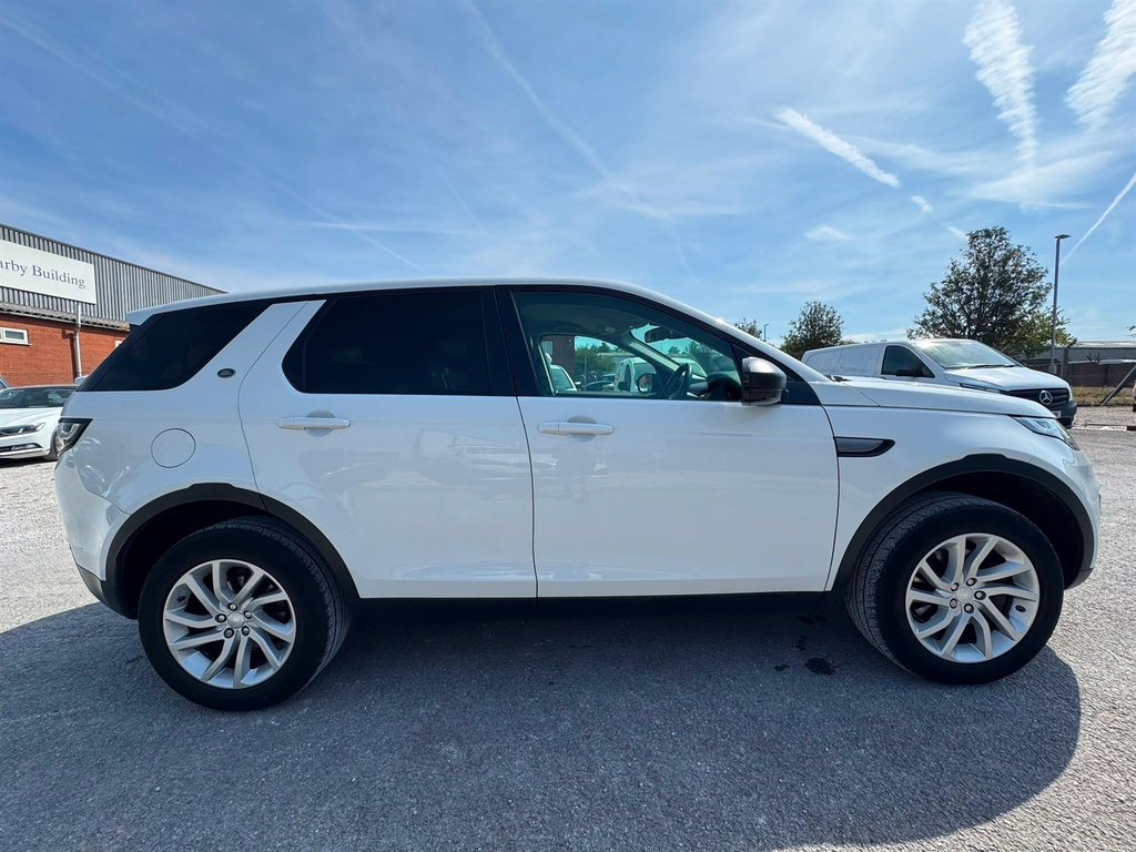 Land Rover Discovery Sport 2L Hse Black Black #7
