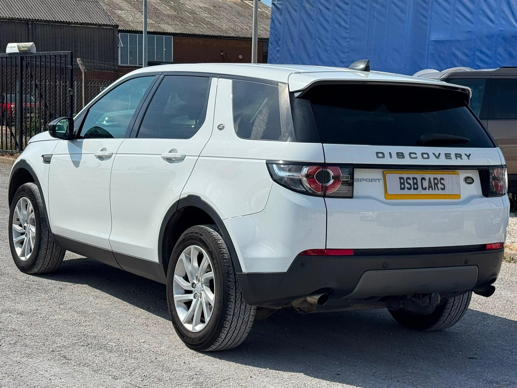Land Rover Discovery Sport 2L Hse Black Black #4