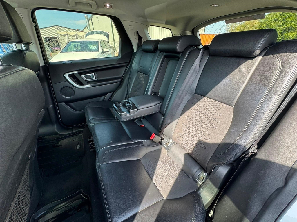 Land Rover Discovery Sport 2L Hse Black Black #12