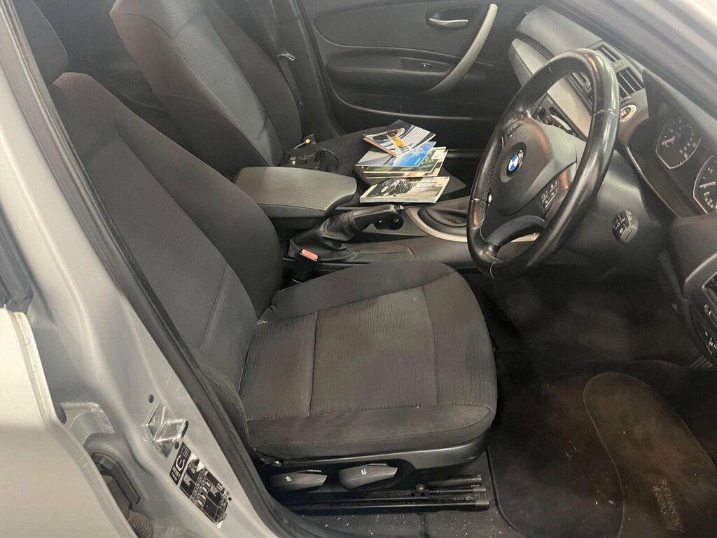 BMW 1 Series 2.0 118D Se Euro 4 Black #10