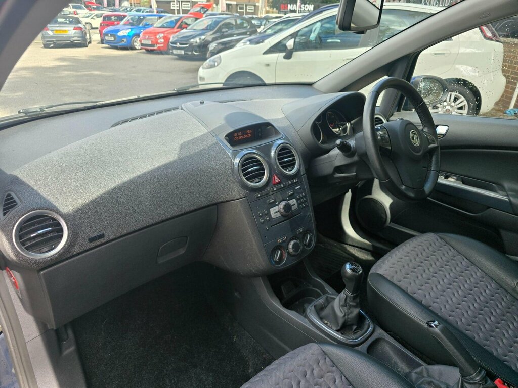 Vauxhall Corsa 1.2I Ecoflex 16V Exclusiv Euro 5 Ss Black #13