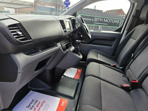 Citroen Dispatch 1.5 Bluehdi 1000 MW22WTJ #2