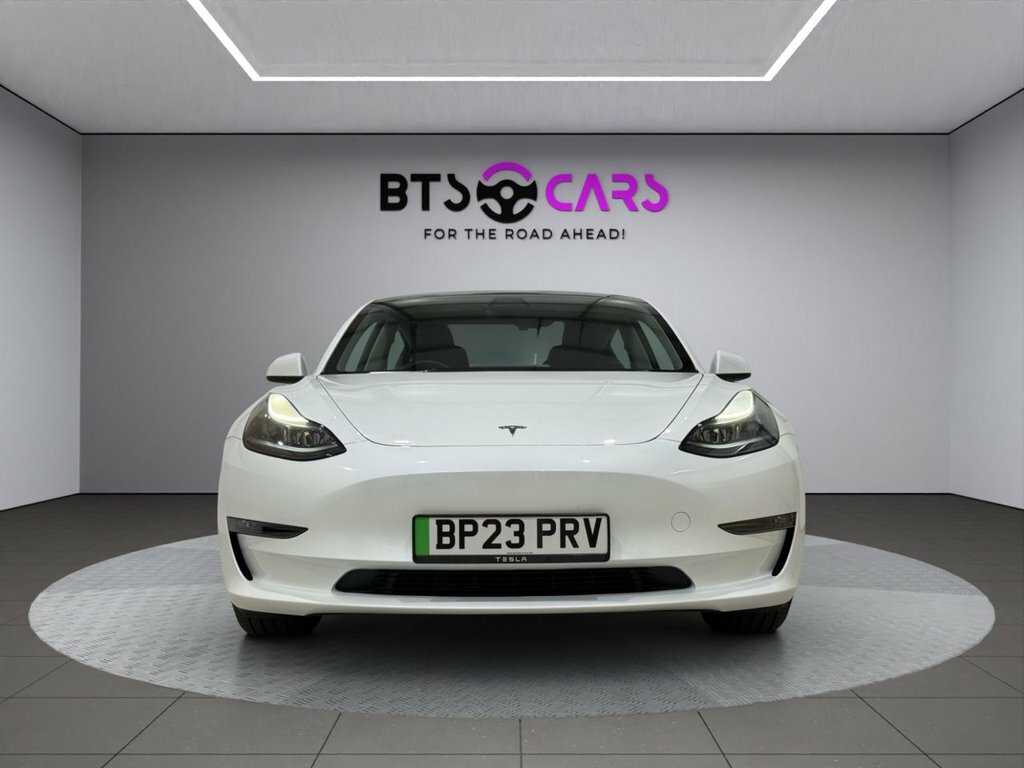 Tesla Model 3 Saloon BP23PRV White #4