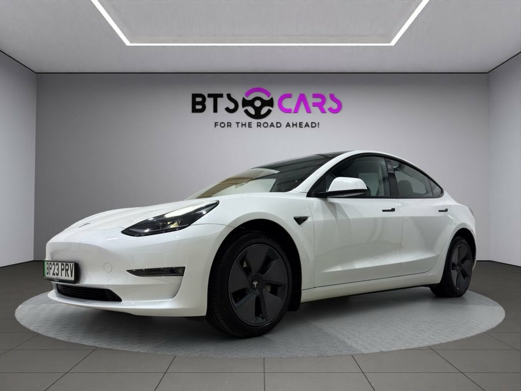 Tesla Model 3 Saloon White
