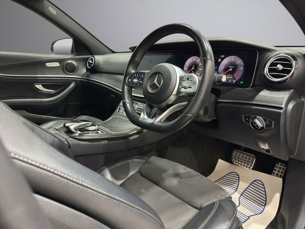 Mercedes-Benz E Class 2L Amg Line Blue #2