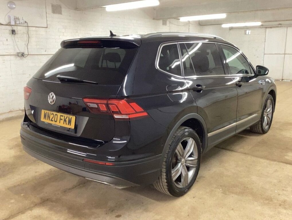 Volkswagen Tiguan Allspace 1.5L Match Black #3