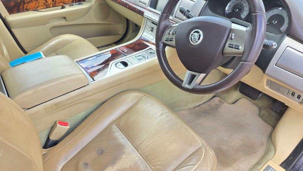 Jaguar XF 3.0D S V6 Premium Luxury Euro 5 Grey #40