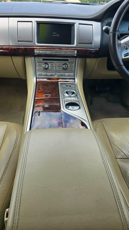 Jaguar XF 3.0D S V6 Premium Luxury Euro 5 Grey #45