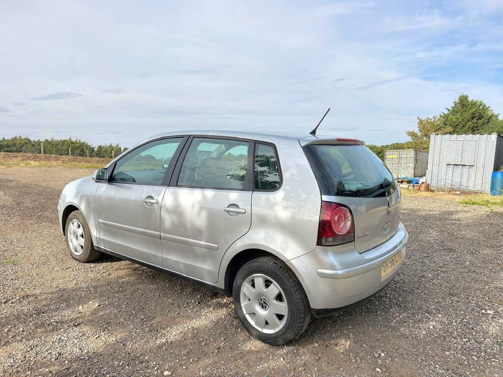 Volkswagen Polo S Silver #4