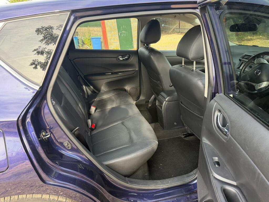 Nissan Pulsar 1.6 Dig-t Tekna Euro Red #19