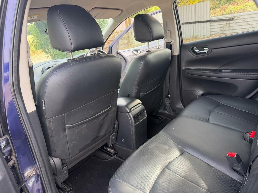 Nissan Pulsar 1.6 Dig-t Tekna Euro Red #20