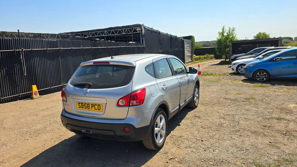 Nissan Qashqai 1.5 Dci Tekna Hatchback Black #9