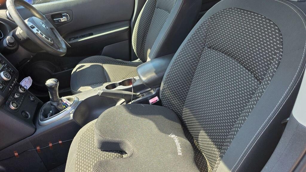 Nissan Qashqai 1.5 Dci Tekna Hatchback Black #26