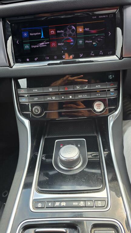 Jaguar XF 2.0D R-sport Sportbrake Awd Euro 6 Black #32