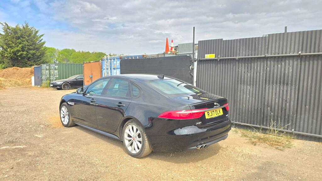 Jaguar XF 2.0D R-sport Sportbrake Awd Euro 6 Black #9