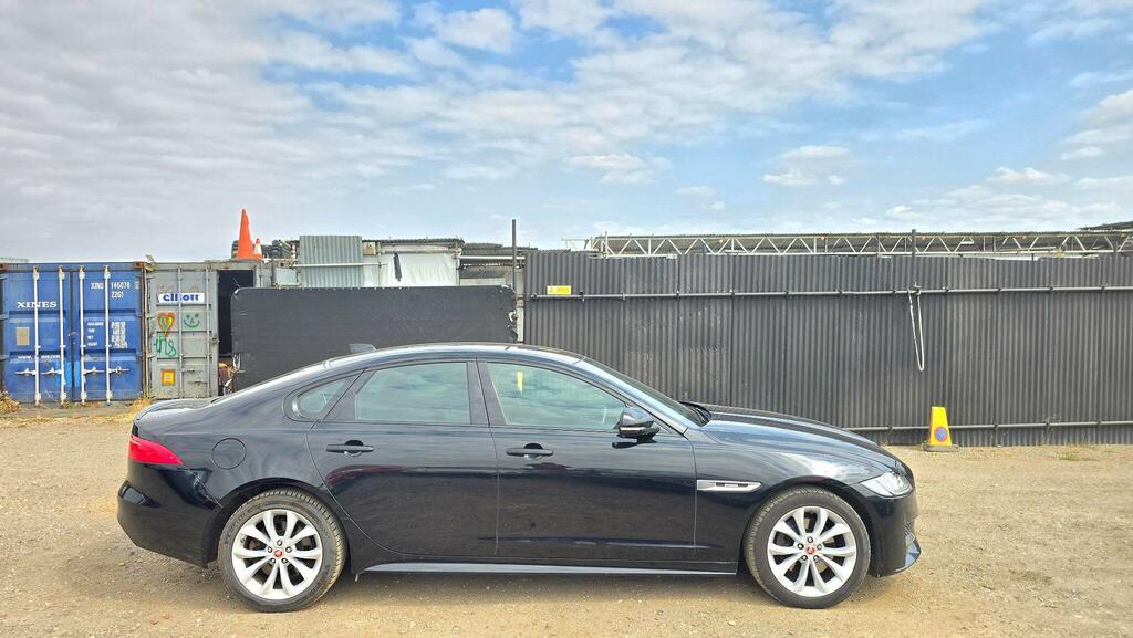Jaguar XF 2.0D R-sport Sportbrake Awd Euro 6 Black #13