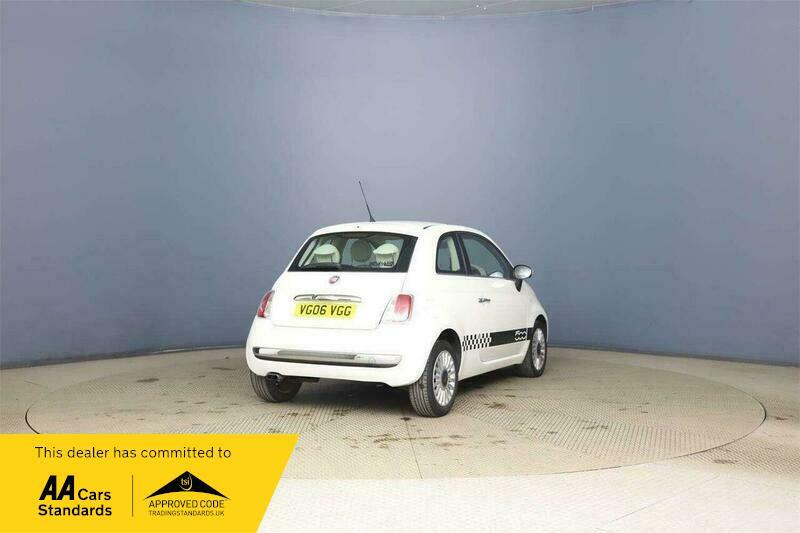 Fiat 500 0.9 Twinair Lounge Euro LL61UMJ White #4