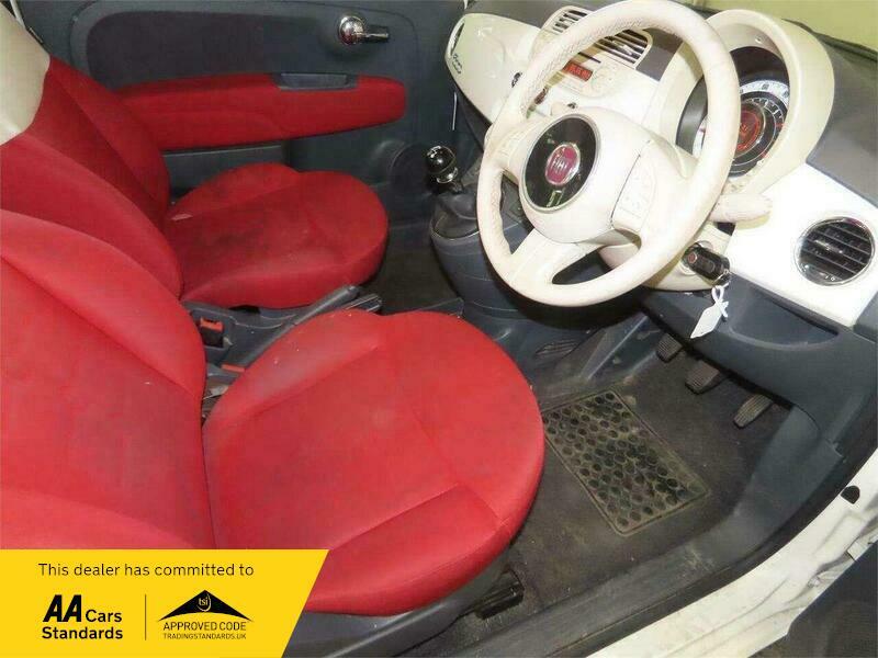 Fiat 500 0.9 Twinair Lounge Euro LL61UMJ White #2