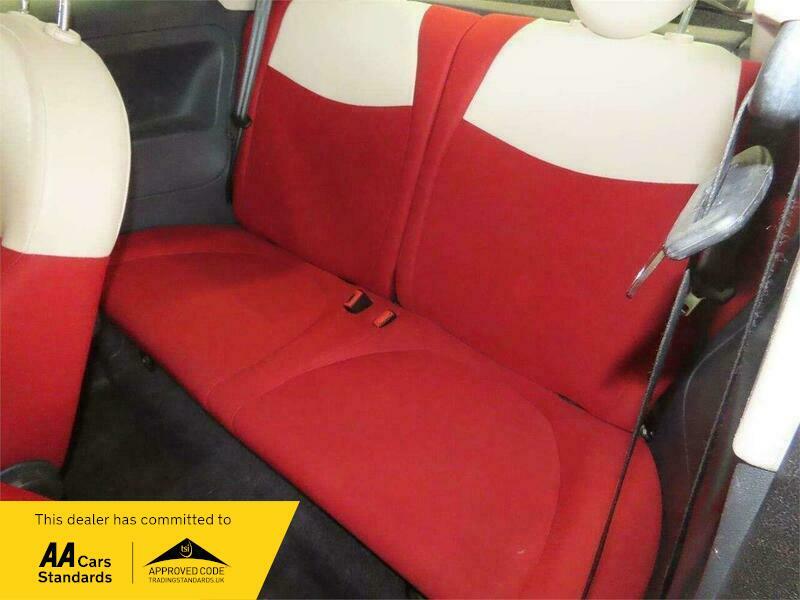 Fiat 500 0.9 Twinair Lounge Euro LL61UMJ White
