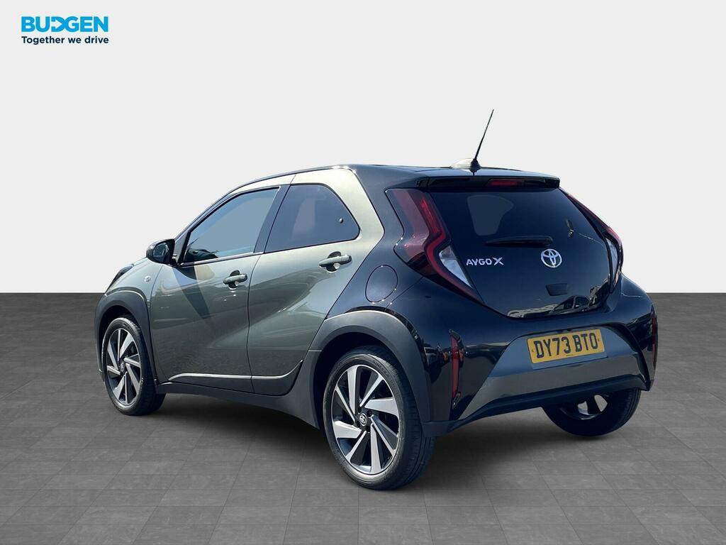 Toyota Aygo X 1.0 Vvt-i Edge Euro 6 Ss DY73BTO Green #4