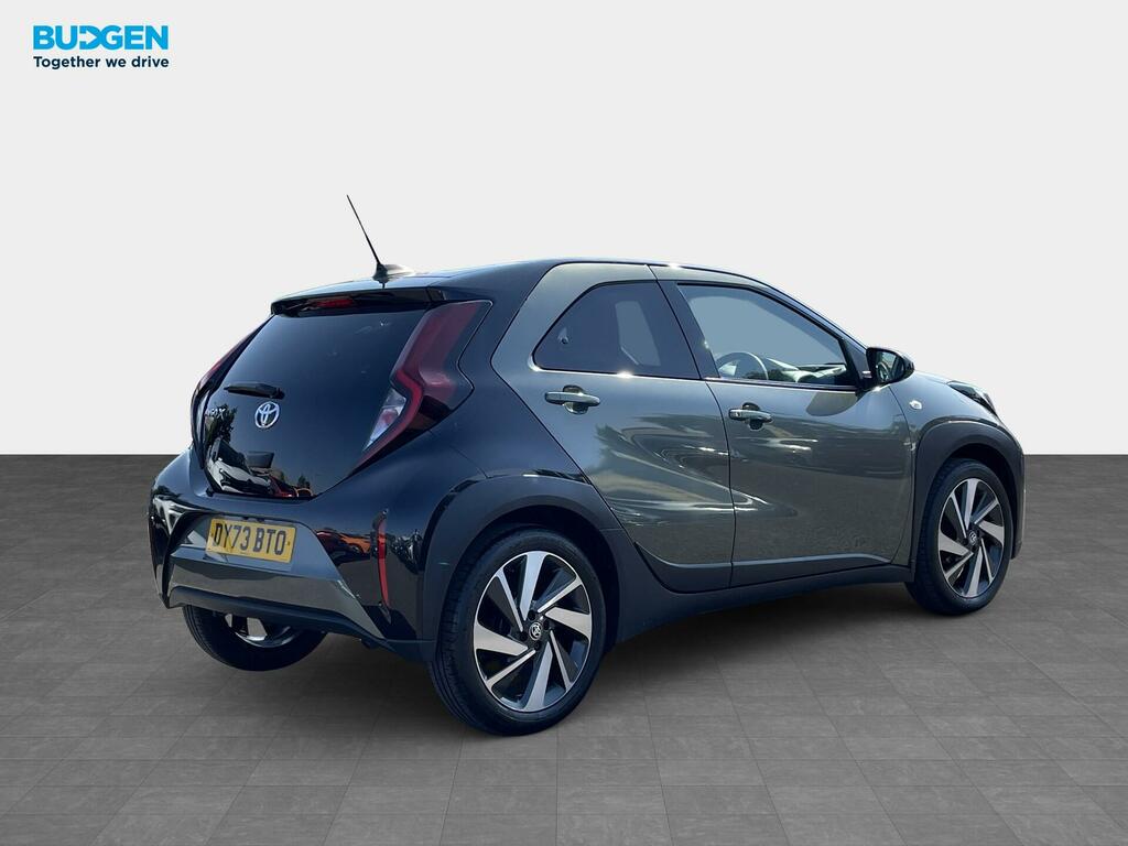 Toyota Aygo X 1.0 Vvt-i Edge Euro 6 Ss DY73BTO Green #6