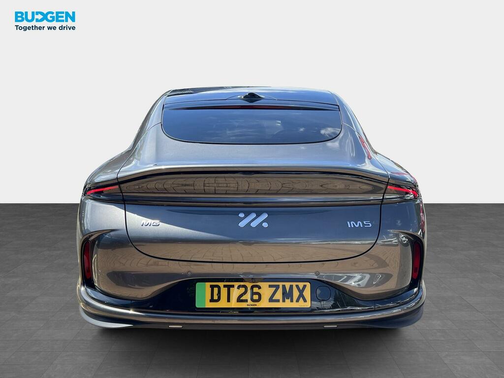 MG IM5 100Kwh Long Range Saloon DT26ZMX Black #5