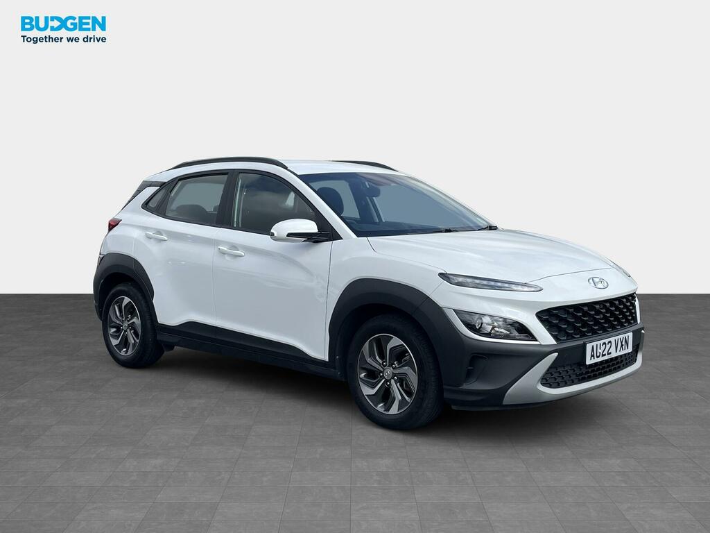 Hyundai Kona 1.6 H-gdi Se Connect Dct Euro 6 Ss AU22VXN White