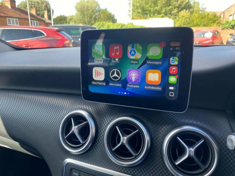 Mercedes-Benz A Class 2.1 A200d Amg Line Premium 7G-dct Euro 6 Ss White #20