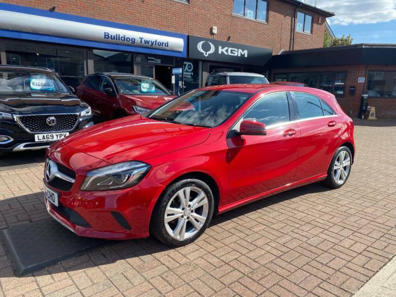Mercedes-Benz A Class A180d Sport Premium Red #2