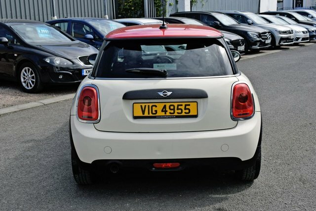 Mini Hatch 1.5 One D Hatchback Euro 6 S S VIG4955 White #6
