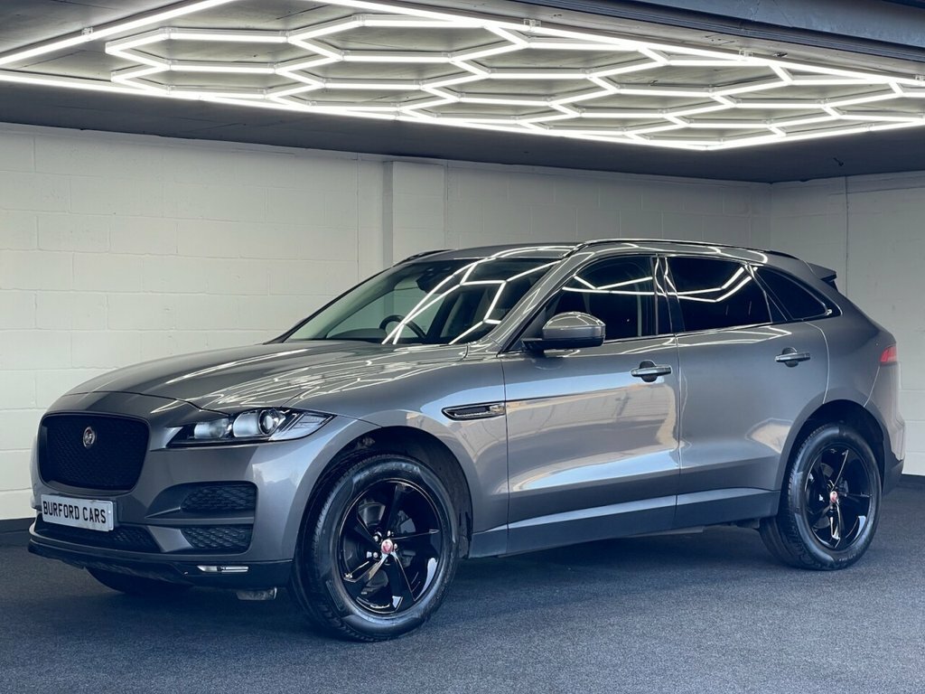 Jaguar F-Pace 2L Prestige Grey #2