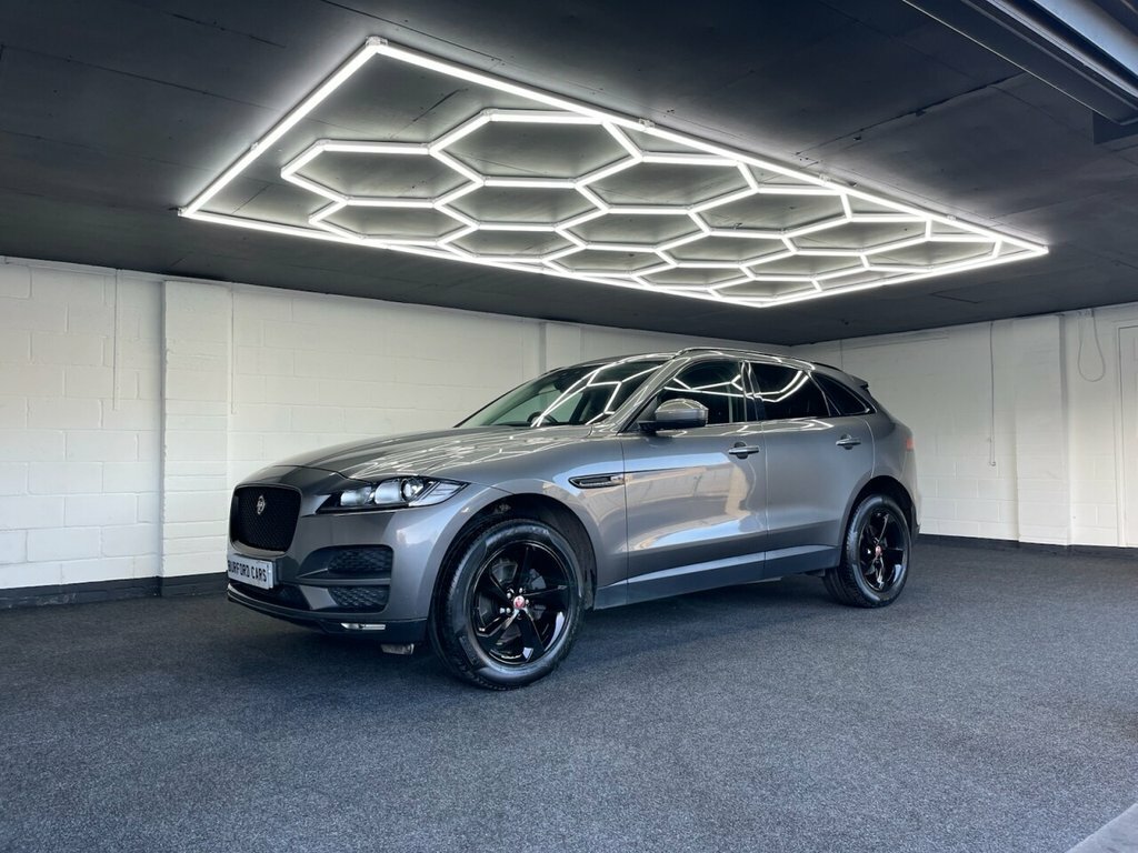 Jaguar F-Pace 2L Prestige Grey #3