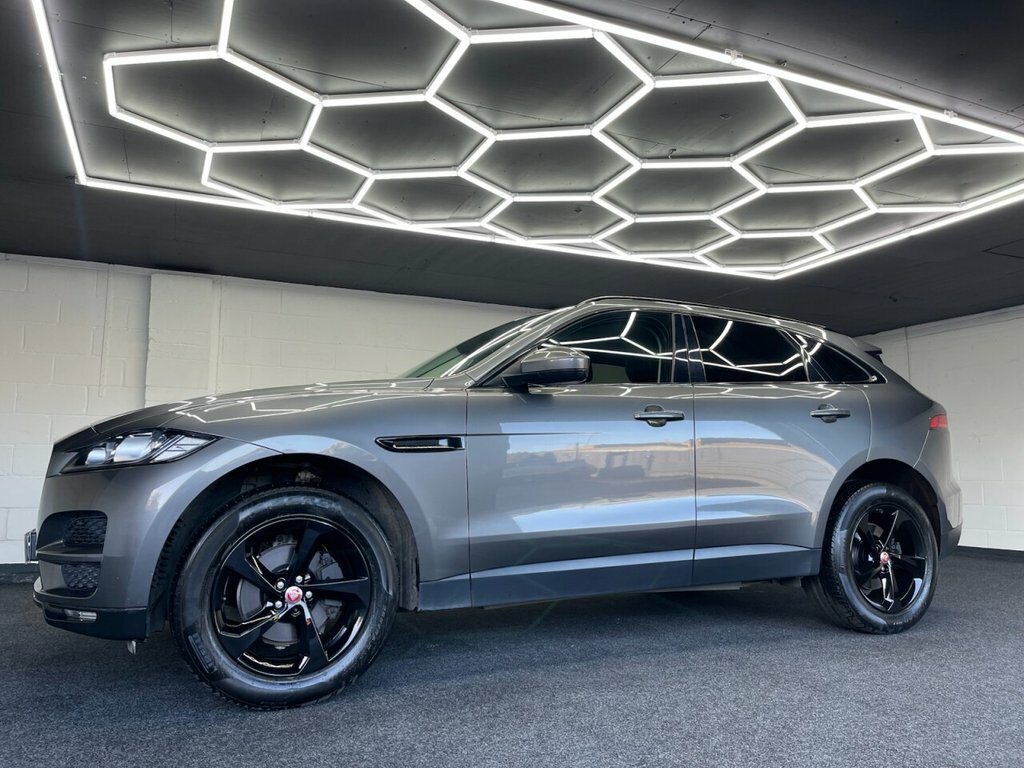 Jaguar F-Pace 2L Prestige Grey #6