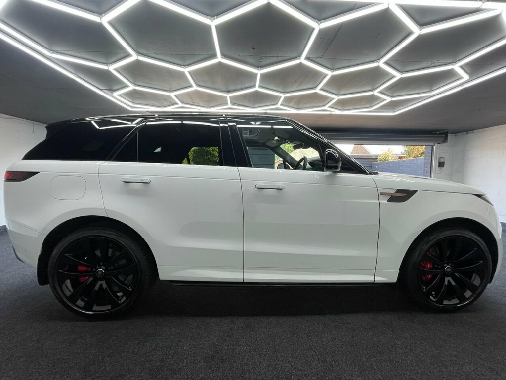 Land Rover Range Rover Sport 3L Dynamic Se LR23CBF White #3