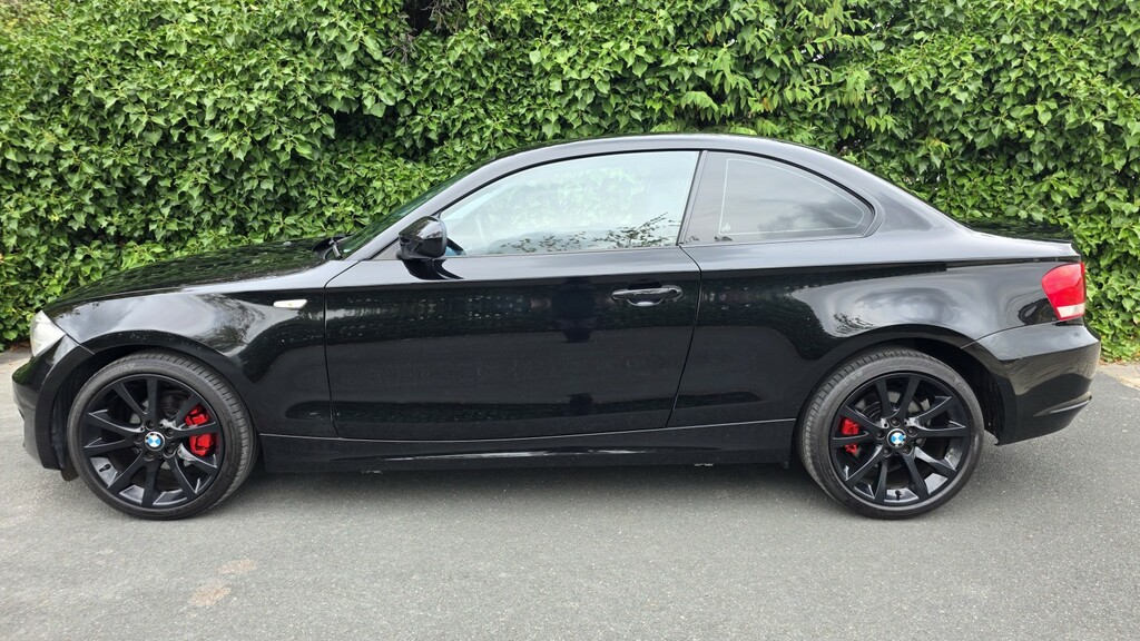 BMW 1 Series 2.0 118D Sport Coupe 143Bhp Black #2