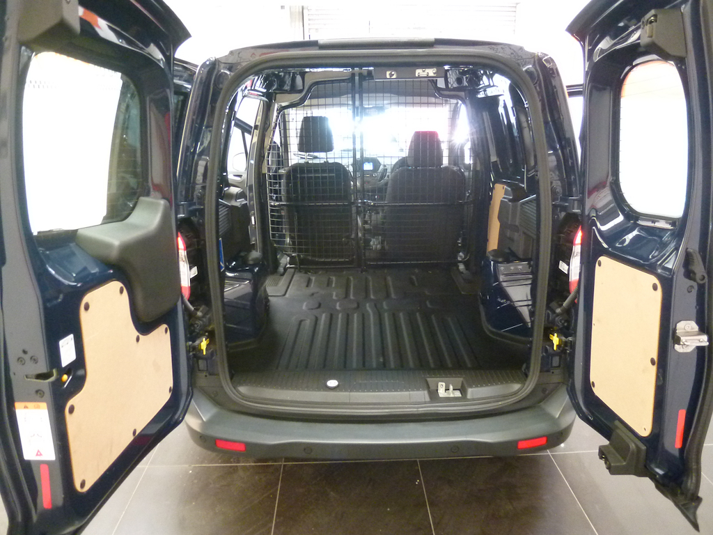 Ford Transit Courier Courier 1.0 Ecoboost Limited L1 Euro 6 39 Silver #21