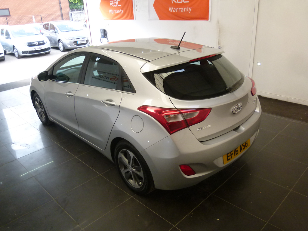 Hyundai I30 1.6 Crdi Blue Drive Premium Dct Black #24