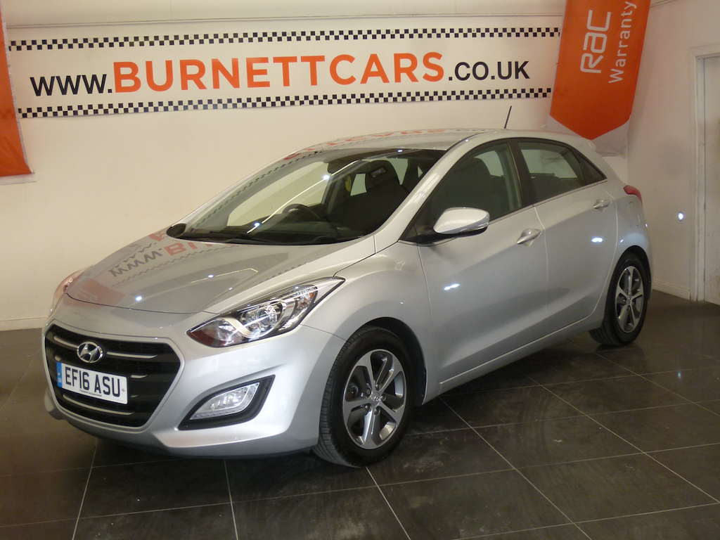 Hyundai I30 Se Nav Blue Drive Silver