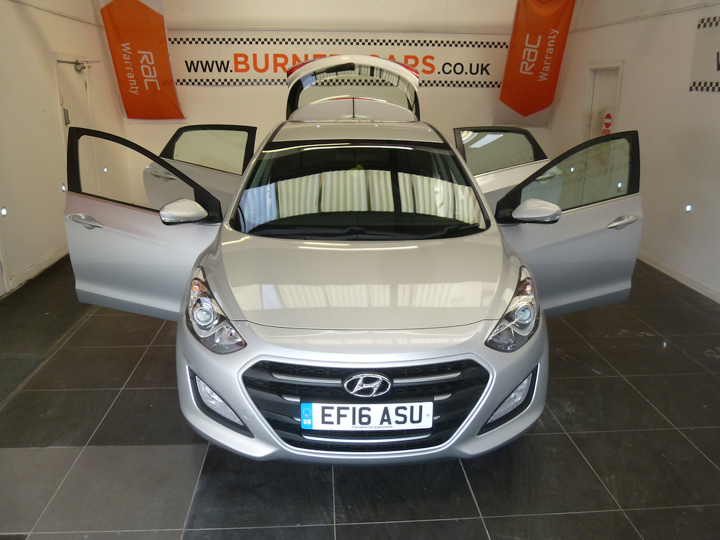 Hyundai I30 1.6 Crdi Blue Drive Premium Dct Black #21
