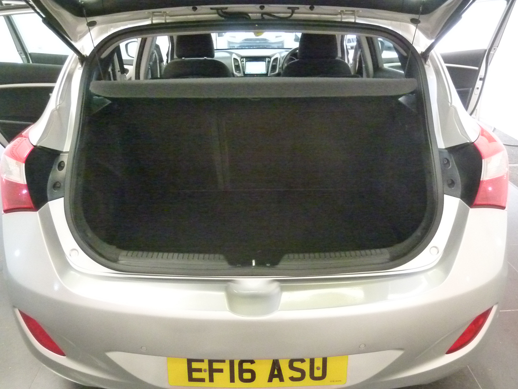 Hyundai I30 1.6 Crdi Blue Drive Premium Dct Black #20