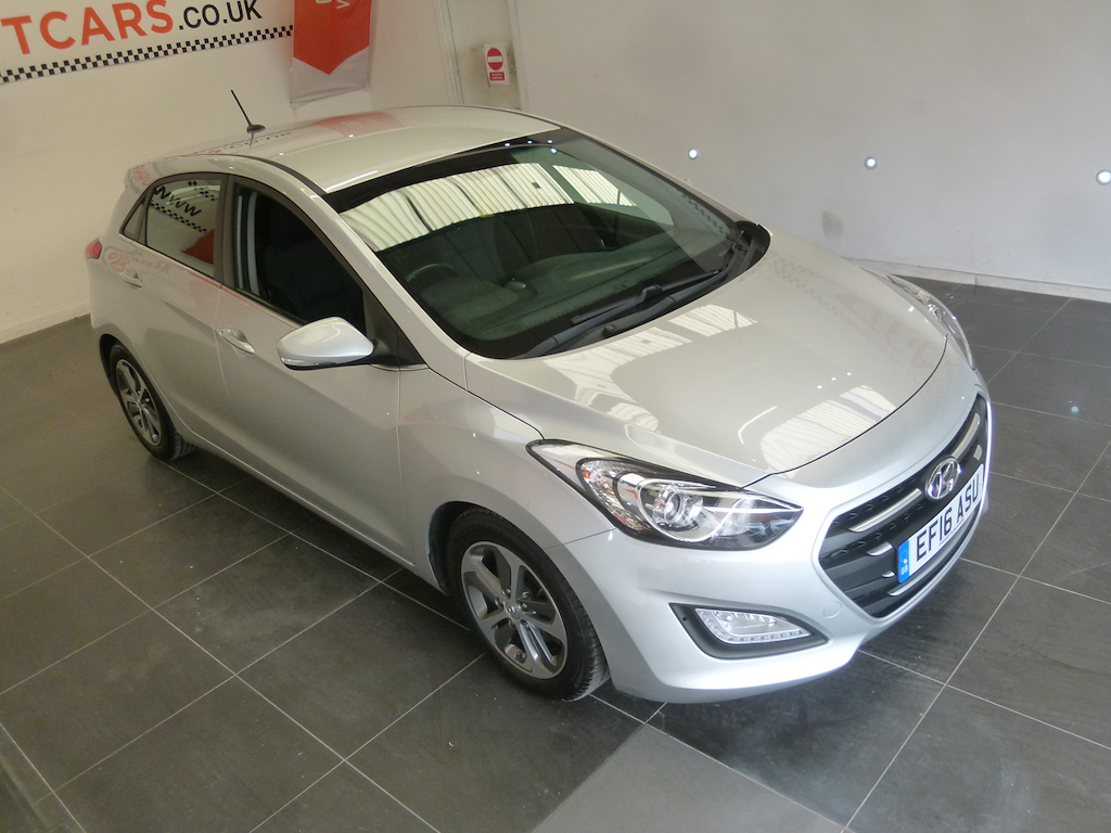 Hyundai I30 1.6 Crdi Blue Drive Premium Dct Black #22