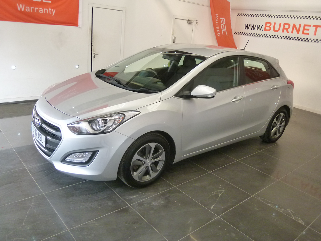 Hyundai I30 1.6 Crdi Blue Drive Premium Dct Black #11