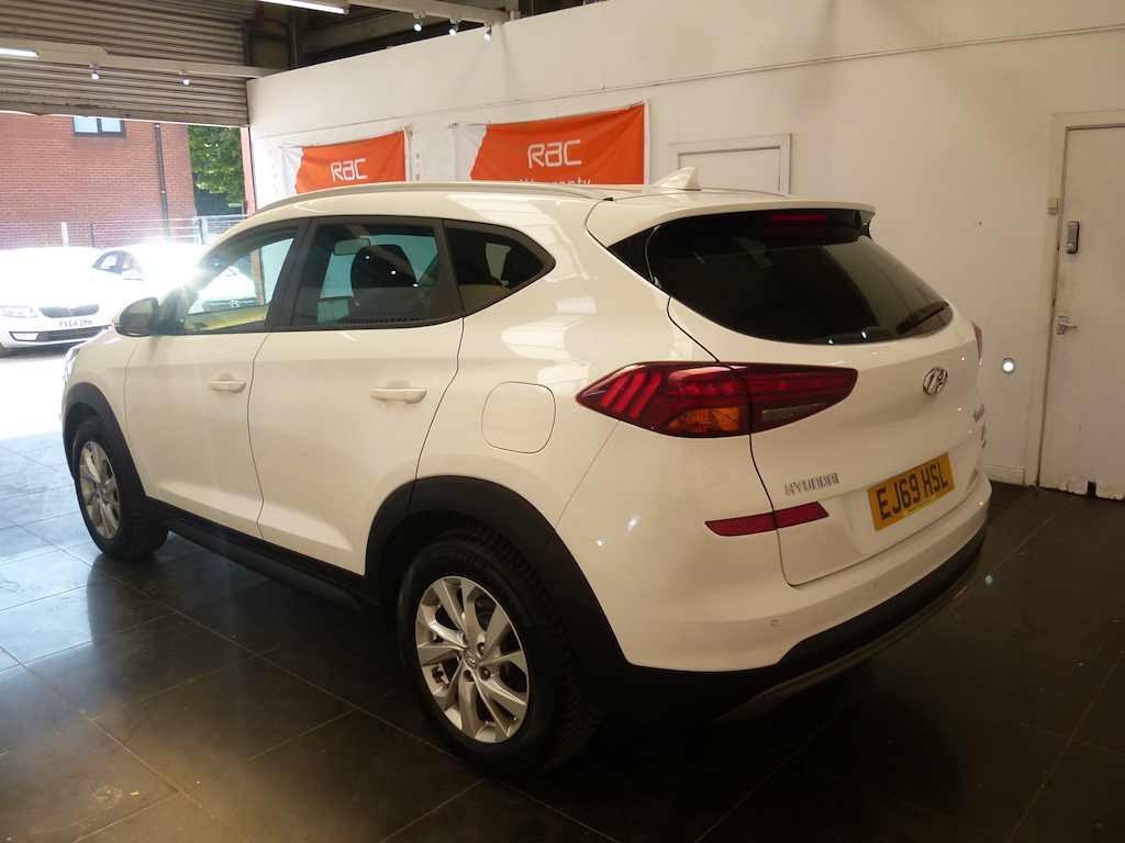 Hyundai Tucson Crdi Se Nav White #6