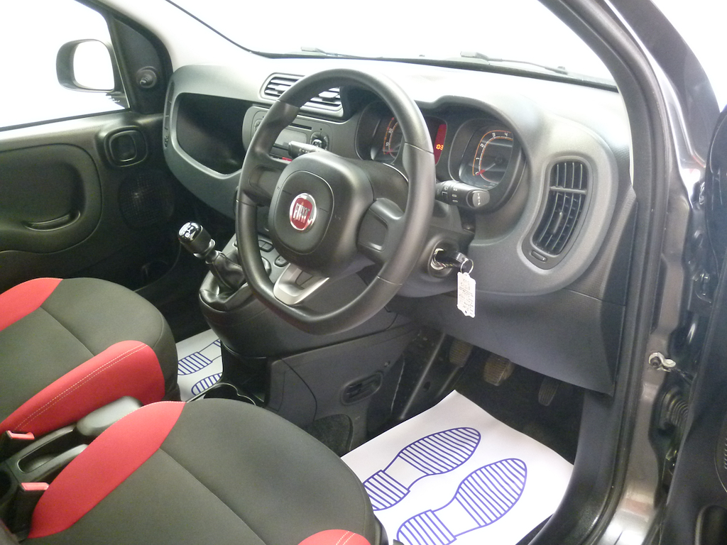 Fiat Panda 0.9 Twinair 90 Cross 4X4 Only 12000 Miles Black #13
