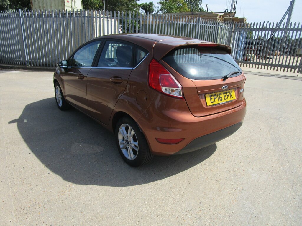 Ford Fiesta 1.25 Zetec Hatchback Euro 6 82 Brown #2