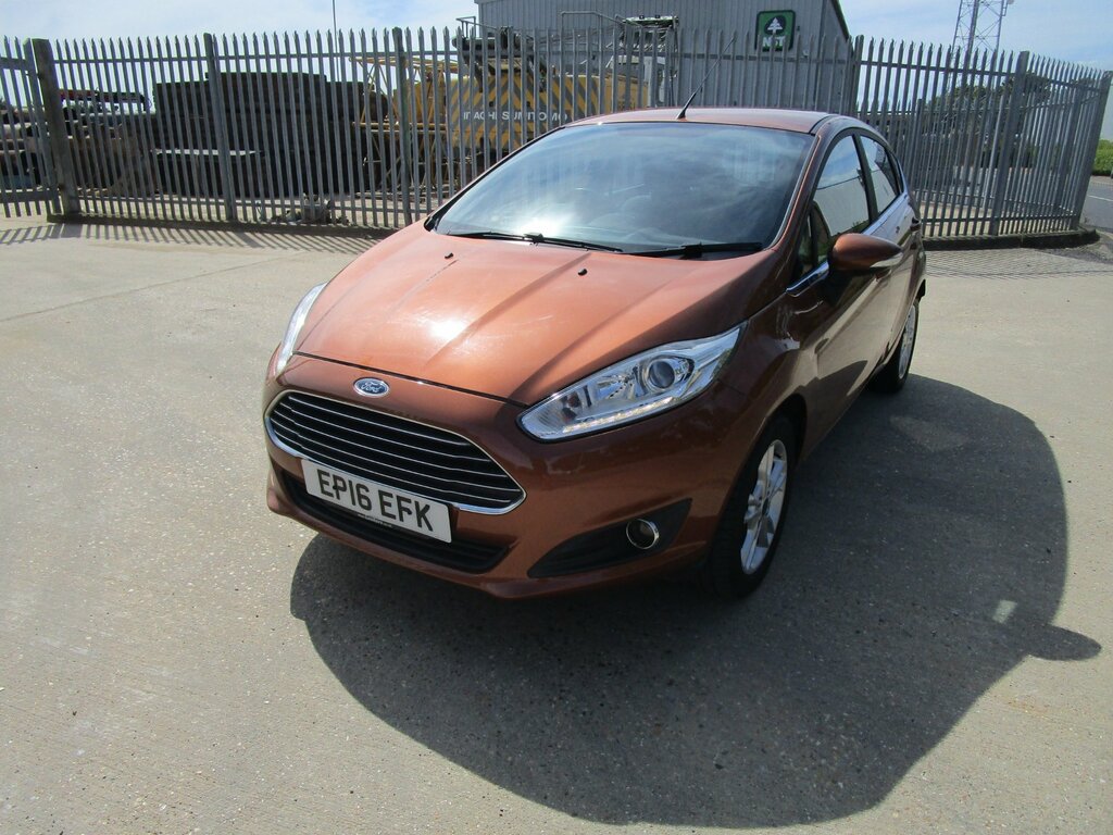 Ford Fiesta 1.25 Zetec Hatchback Euro 6 82 Brown #3