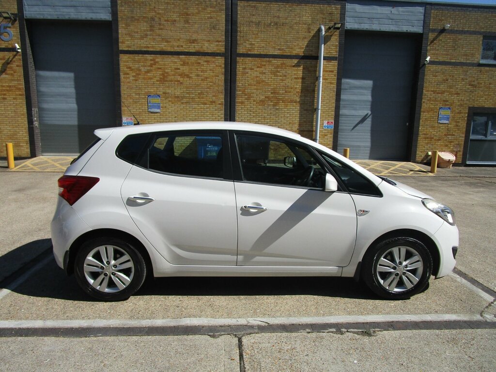 Hyundai Ix20 1.4 Active Hatchback Euro 5 Ss White #6